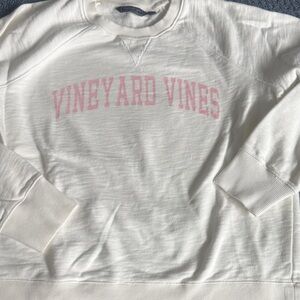 Vineyard Vines Women's cream Crew Neck Sweatshirt